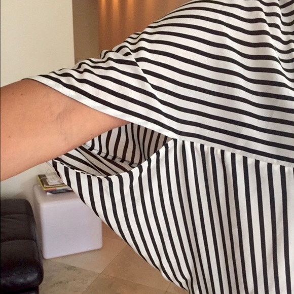B C B G M A X A Z R I A : Striped Batwing Silk Top - Picture 5 of 8